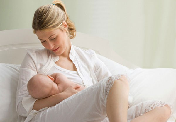 Sự thật ngã ngửa về nuôi con bằng sữa mẹ ảnh 10 Sự thật ngã ngửa về nuôi con bằng sữa mẹ ảnh 10