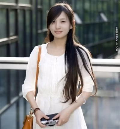 10 hot girl trên mạng được phong nữ thần vì sắc đẹp ảnh 16