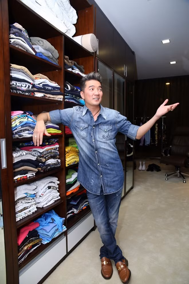 Kho quần áo hiệu nghìn món của Đàm Vĩnh Hưng
