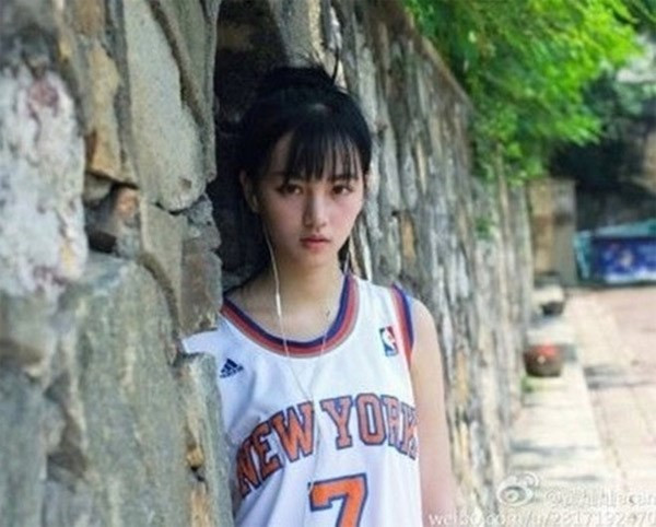 10 hot girl trên mạng được phong nữ thần vì sắc đẹp ảnh 1