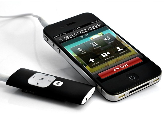 Một loại phụ kiện của hãng thứ ba dùng để ghi âm cuộc gọi trên iPhone, được bán với giá gần 500 ngàn đồng. Những nỗi khổ của một người dùng iPhone