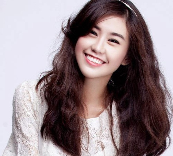 Điểm danh 8 hot girl có đôi mắt cười đẹp nhất - ảnh 15 Hình ảnh: Điểm danh 8 hot girl có đôi mắt cười đẹp nhất số 15