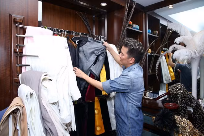 Kho quần áo hiệu nghìn món của Đàm Vĩnh Hưng