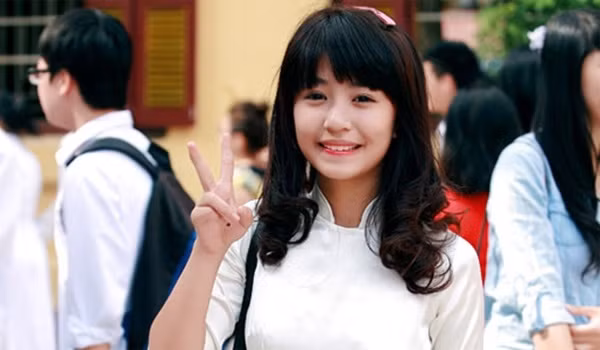 Điểm danh 8 hot girl có đôi mắt cười đẹp nhất - ảnh 17 Hình ảnh: Điểm danh 8 hot girl có đôi mắt cười đẹp nhất số 17