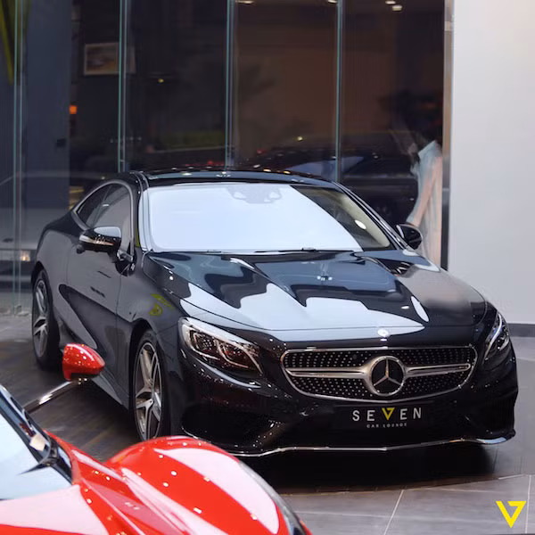 Mãn nhãn với “rừng” siêu xe tại đại lý ở Ả-Rập Xê-Út ảnh 26