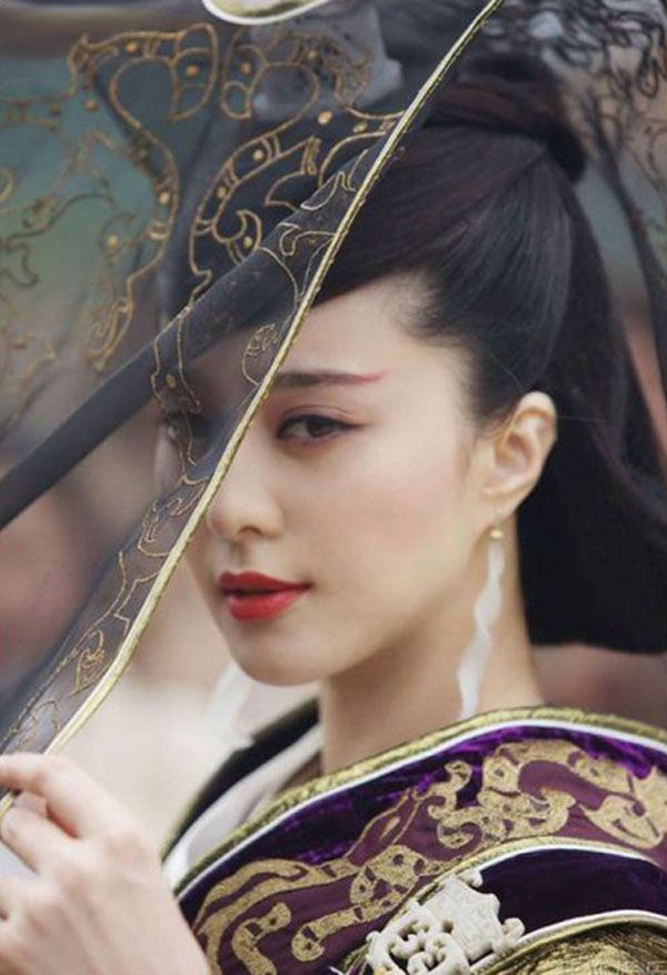 Hành trình từ nàng Kim Tỏa đến Võ Tắc Thiên của Phạm Băng Băng - ảnh 5 Hình ảnh: Hành trình từ nàng Kim Tỏa đến Võ Tắc Thiên của Phạm Băng Băng số 5