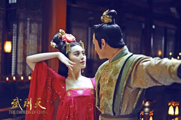 Hình ảnh: Hành trình từ nàng Kim Tỏa đến Võ Tắc Thiên của Phạm Băng Băng số 16