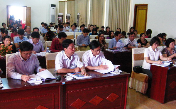 Các đại biểu chia sẻ nhiều kinh nghiệm quý báu tại Hội thảo