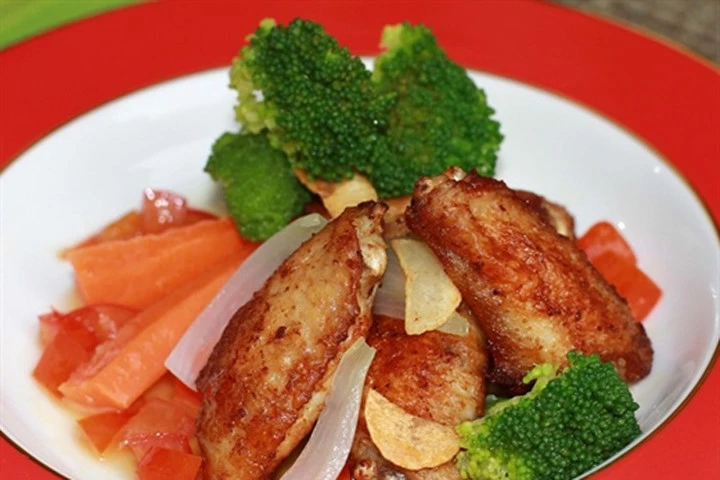 Món ngon đầu tuần: Cánh gà chiên mật ong