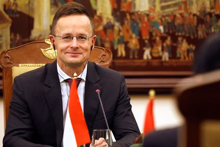 Ngoại trưởng Hungary Peter Szijjártó.