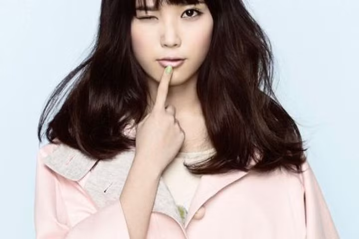 10 thần tượng lắm tiền nhất Kpop 2016