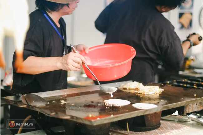 Cuối tuần này, các bạn trẻ Hà Nội lại rủ nhau tới Lễ hội hoa anh đào - Ảnh 14.