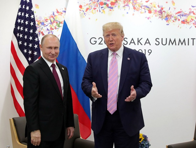 TT Mỹ Donald Trump và TT Nga Putin (trái) TT Mỹ Donald Trump và TT Nga Putin (trái)