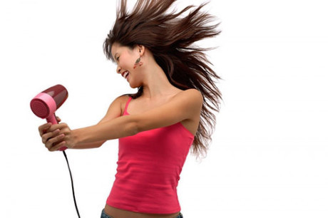 Các tuyệt chiêu giúp tóc trở nên bồng dày ngay tức thì - Ảnh 2 Cac tuyet chieu giup toc tro nen bong day ngay tuc thi - Anh 2
