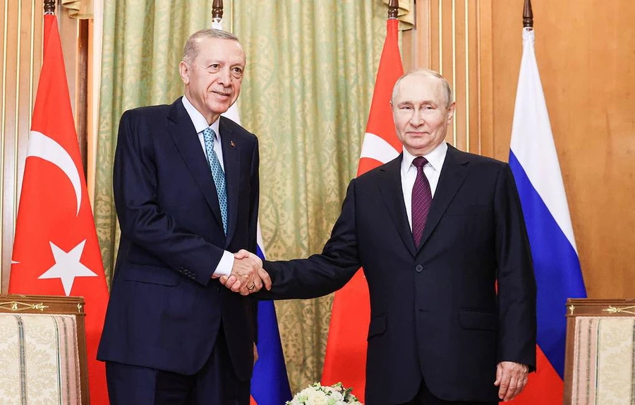 Tổng thống Nga Putin và người đồng cấp Thổ Nhĩ Kỳ Erdogan.