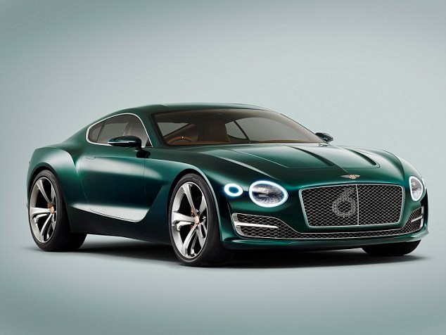 Talal từng tặng 25 chiếc Bentley cho đội bóng trong nước. Ảnh: Daily Mail 1