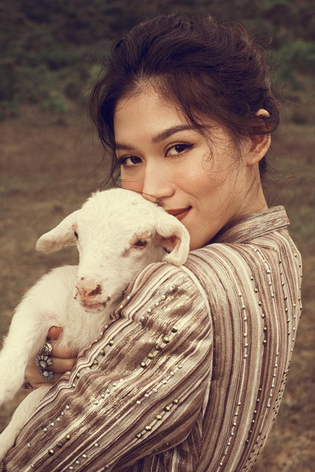 Ngọc Thanh Tâm hóa cô gái du mục đầy mê hoặc - Ảnh 7 Ngoc Thanh Tam hoa co gai du muc day me hoac - Anh 7