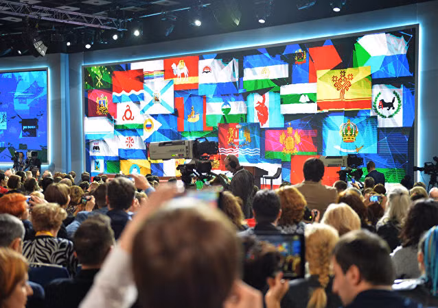 Đông đảo nhà báo từ nhiều quốc gia trên thế giới tới tham dự cuộc họp báo của ông Putin