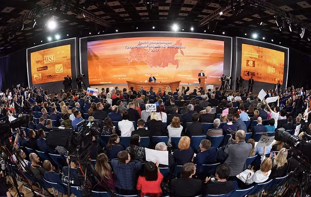 Số lượng nhà báo tham gia năm nay được cho là đông chưa từng có