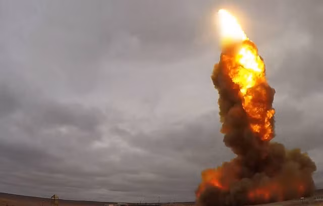 Nga thử tên lửa.