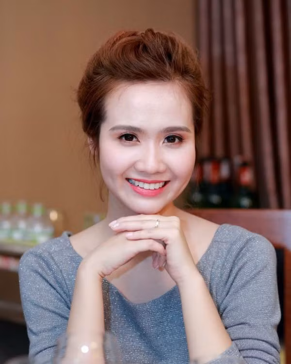 Những hot girl Việt sở hữu má lúm đồng tiền xinh xắn