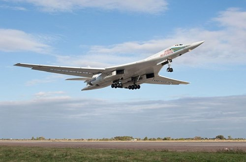 Điểm danh những vũ khí tối tân của Nga lộ diện trong năm 2015 - ảnh 4