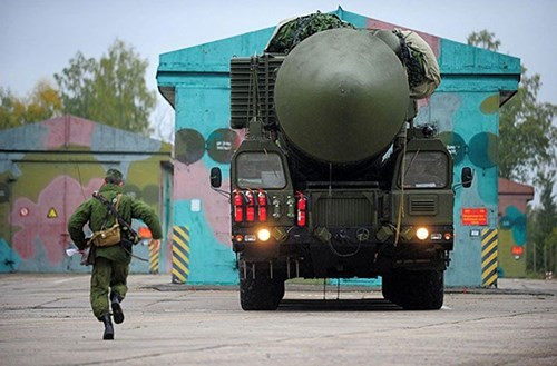 Điểm danh những vũ khí tối tân của Nga lộ diện trong năm 2015 - ảnh 8