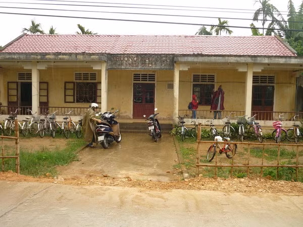 Suốt 3 năm qua, Trường Tiểu học số 1 Quảng Thọ phải mượn trường mầm non này để dạy học cho học sinh Suốt 3 năm qua, Trường Tiểu học số 1 Quảng Thọ phải mượn trường mầm non này để dạy học cho học sinh