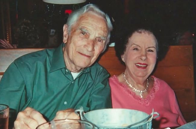 Những chuyện tình xúc động và son sắt nhất thế giới ảnh 7 Những chuyện tình xúc động và son sắt nhất thế giới ảnh 7