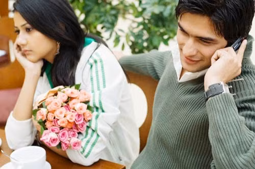 Buồn vì chồng toàn nói trống không với vợ - 2