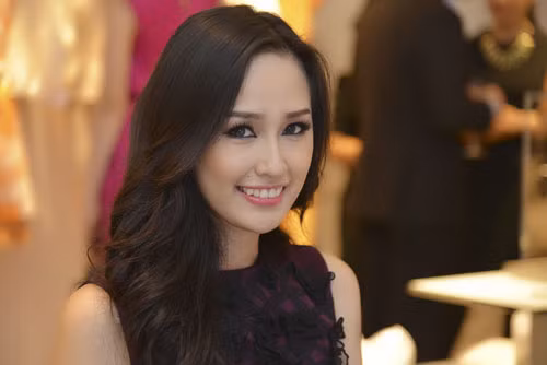 Soi not ruoi duyen tren mat cac my nhan Viet