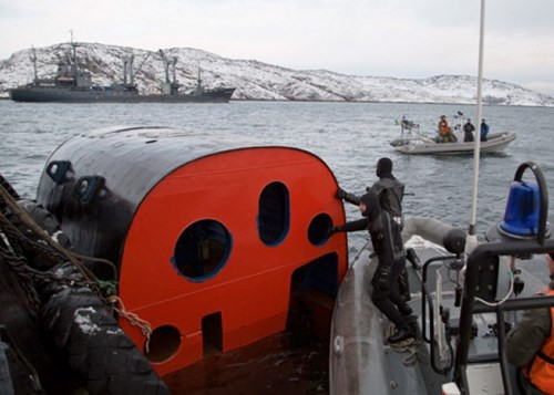 Tiet lo tau cuu ho tau ngam dac biet cua Nga-Hinh-3