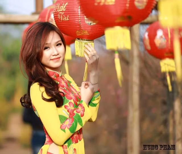 Nhan sắc dịu dàng của nữ sinh mặc áo dài đẹp nhất Hà Nội 2014 ảnh 11