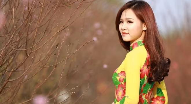 Nhan sắc dịu dàng của nữ sinh mặc áo dài đẹp nhất Hà Nội 2014