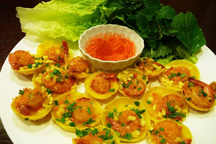 Tự làm bánh khọt đặc sản quê hương cực dễ
