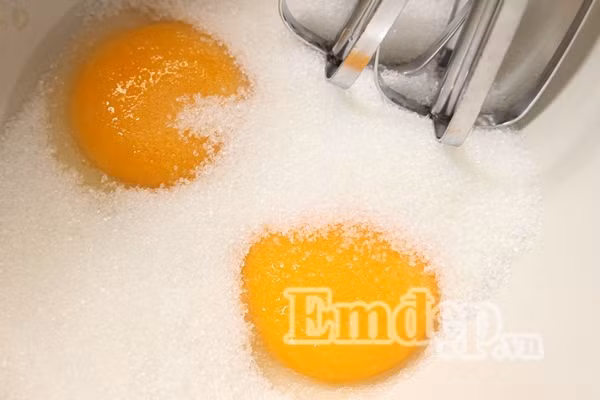 Tự làm kem bạc hà tại nhà ngon như ngoài tiệm 