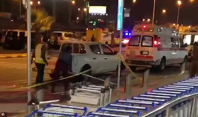 Sân bay Abha được giới nghiêm sau đợt tấn công của Yemen Sân bay Abha được giới nghiêm sau đợt tấn công của Yemen