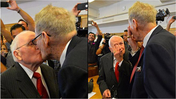 Cặp đôi đồng tính kết hôn sau 54 năm chờ đợi