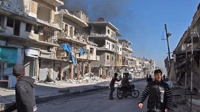 Các tòa nhà bị bom đạn tàn phá ở tỉnh Idlib, Syria.