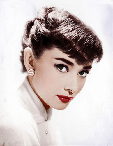 Những chuyện chưa kể về nữ minh tinh Audrey Hepburn - Ảnh 3 Nhung chuyen chua ke ve nu minh tinh Audrey Hepburn - Anh 3