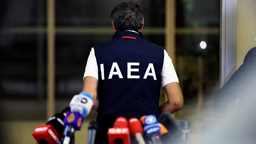 IAEA đã rời nhà máy điện hạt nhân Zaporozhye.