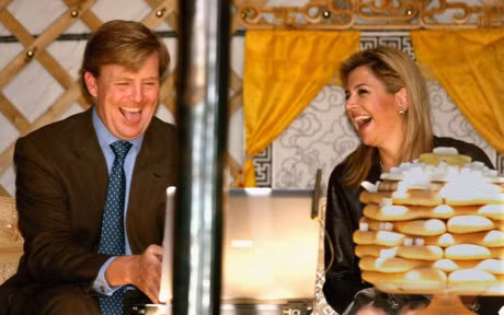 Chuyen tinh hoang gia dang nguong mo o xu so hoa tulip - Anh 11