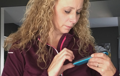 Apple bi to thieu trach nhiem, 