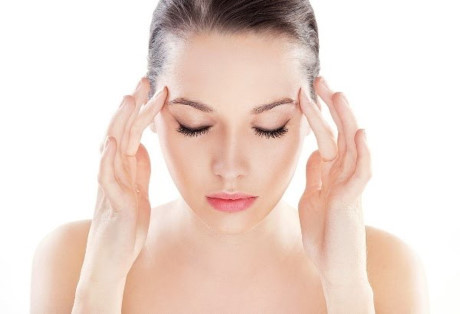 Day huyệt bách hội giảm mệt mỏi - Ảnh 1 Day huyet bach hoi giam met moi - Anh 1