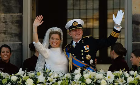 Chuyen tinh hoang gia dang nguong mo o xu so hoa tulip - Anh 3