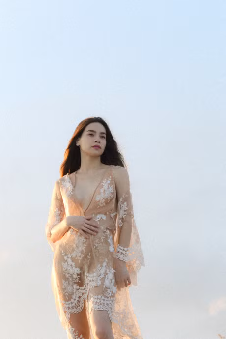 Ho Ngoc Ha he lo doan ket phim ngan bang MV moi - Anh 12