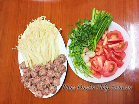 Canh nam kim cham nau moc thit am ap ngay lanh - Anh 1