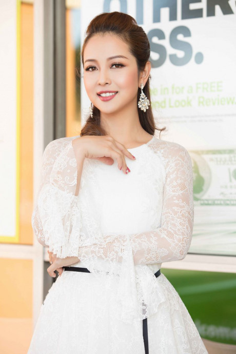 Jennifer Pham dien dam sexy khoe duong cong quyen ru - Anh 3