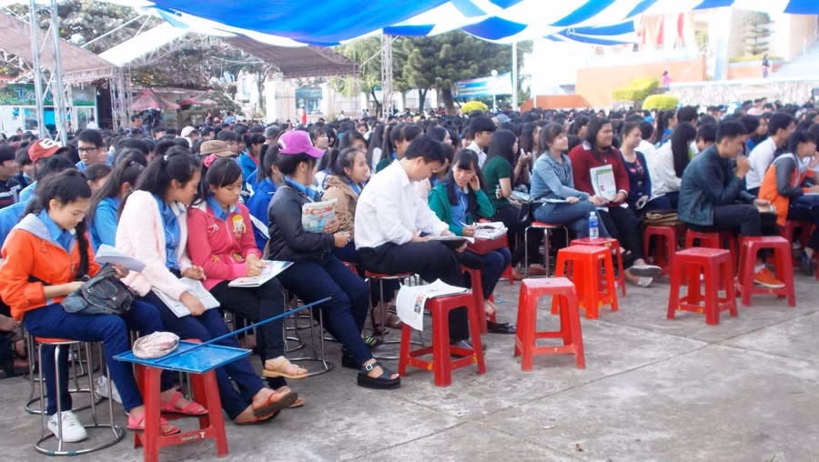 Một buổi tư vấn tuyển sinh được tổ chức tại Gia Lai.