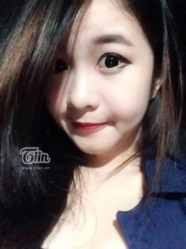 Nữ sinh Đồng Tháp nổi như cồn nhờ gương mặt giống búp bê ảnh 2 Nữ sinh Đồng Tháp nổi như cồn nhờ gương mặt giống búp bê